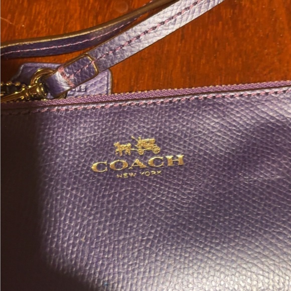 Coach wristlet - Picture 2 of 4